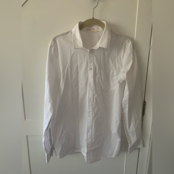 Nice white dress shirt! Easy iron but I didn’t iron to list. (Sorry) - Picture 1 of 3